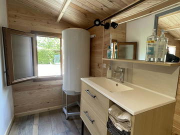 Logement entier à louer à Logron - photo 12 : salle de bain-12