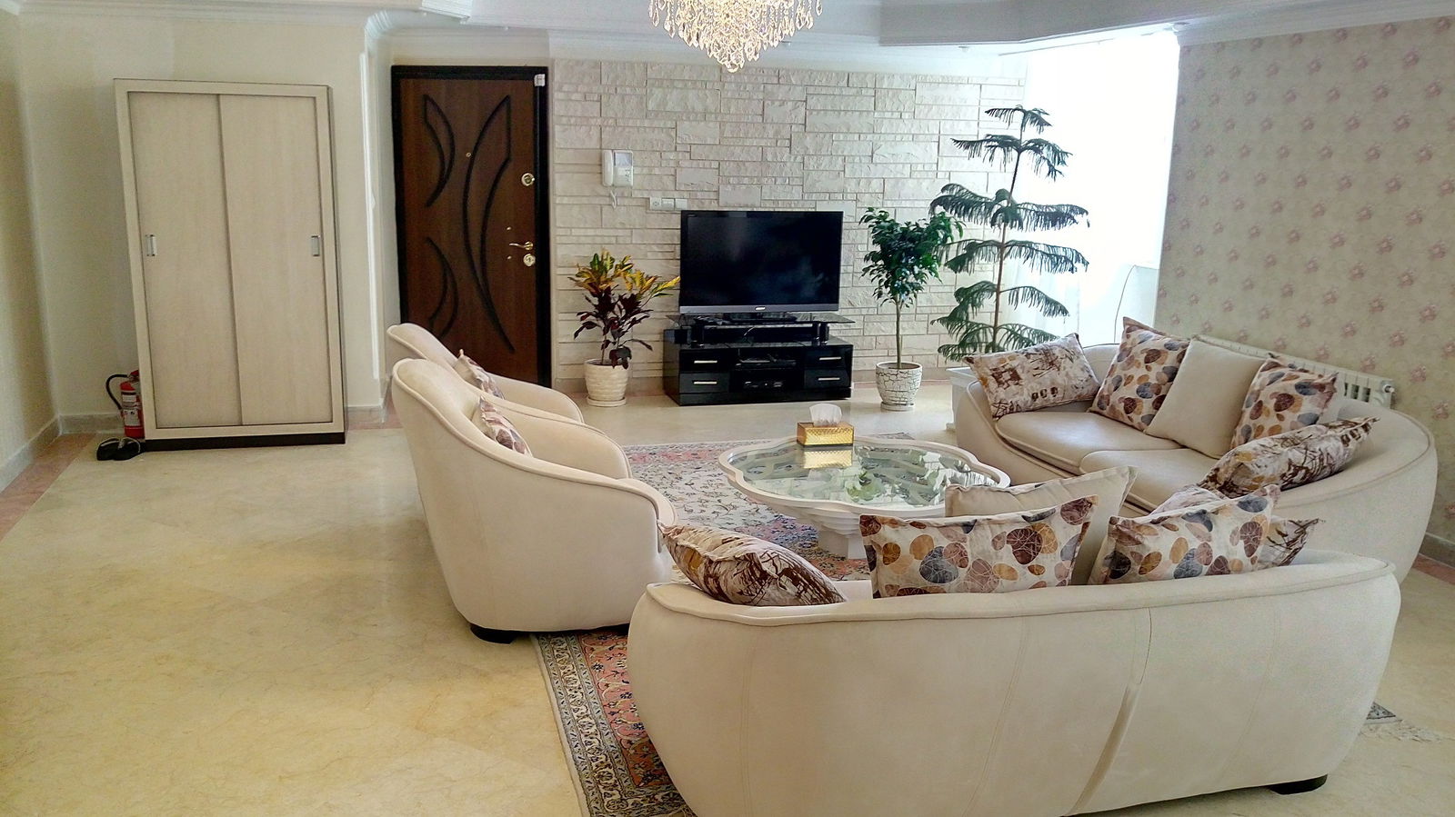 Estudio Independiente Tehran 209922