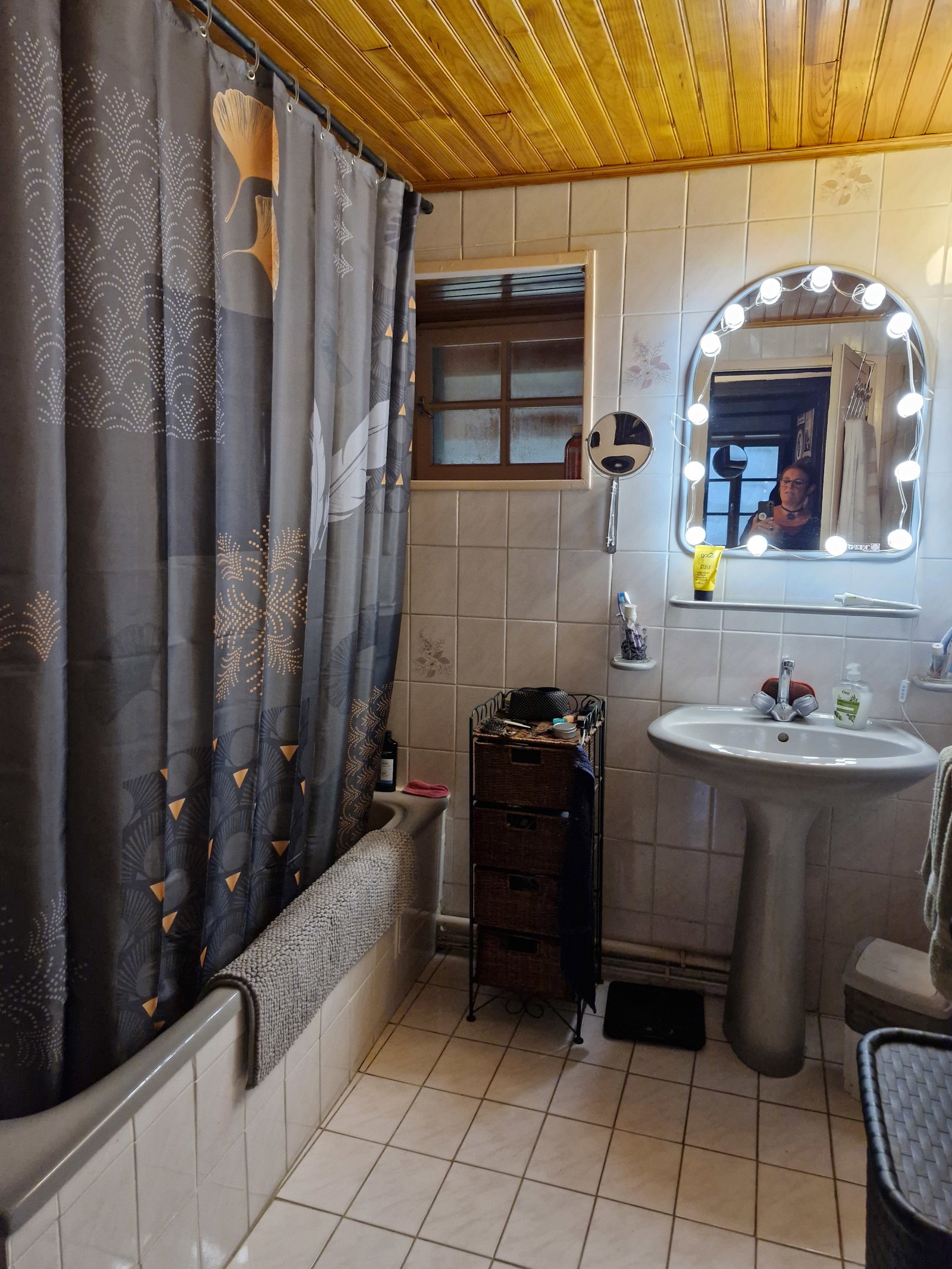 Gastfamilie Saint-Julien-d'Intres 659944