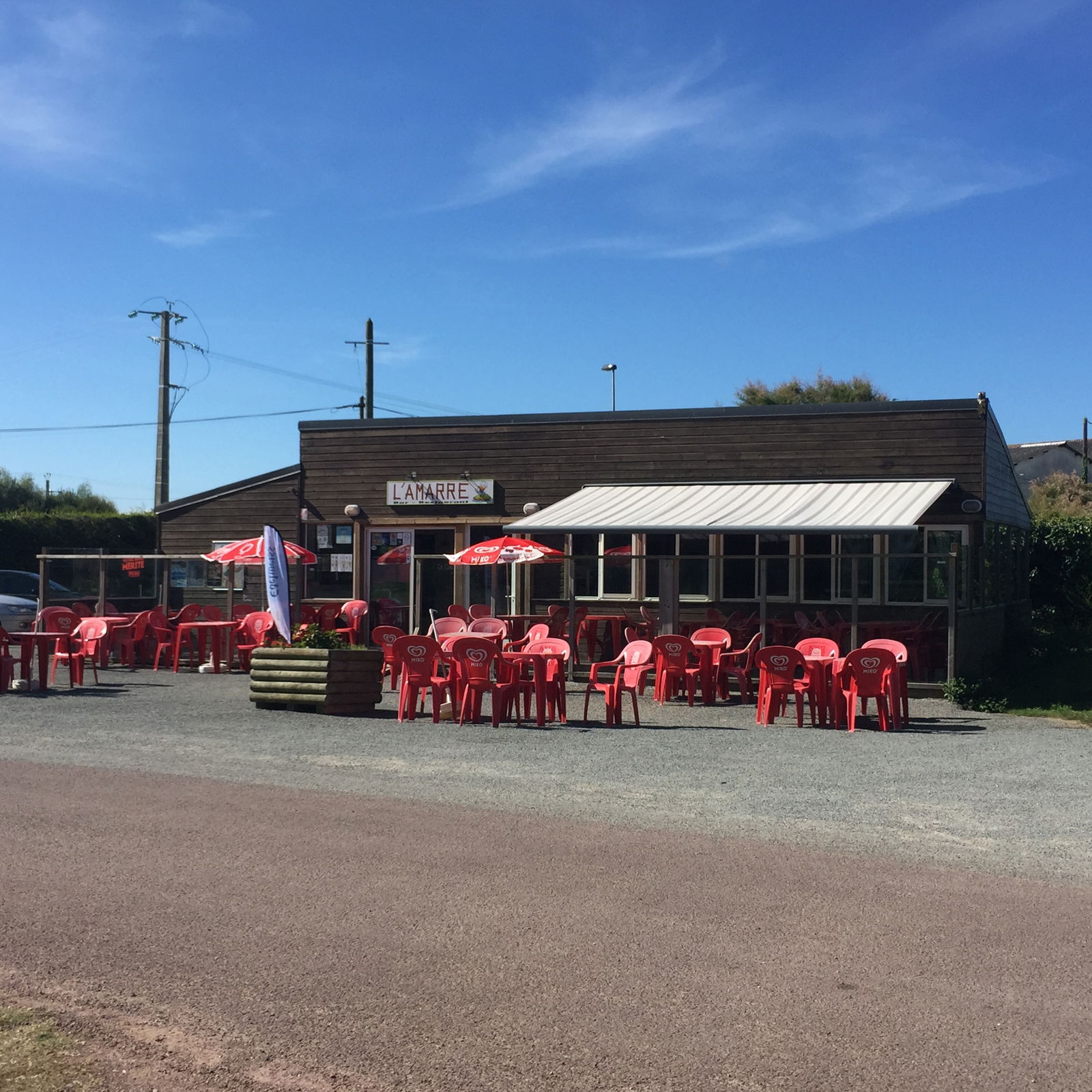 Onafhankelijke Studio Surtainville 152023