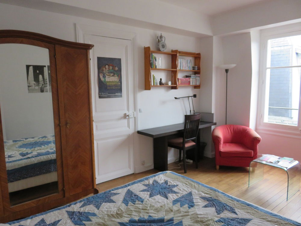 Gästrum Paris 92035