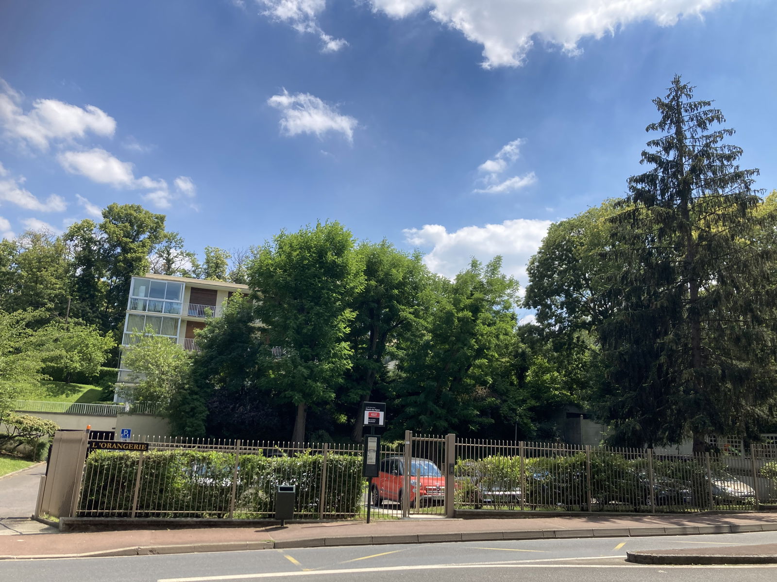 Hemvistelse La Celle-Saint-Cloud 393385
