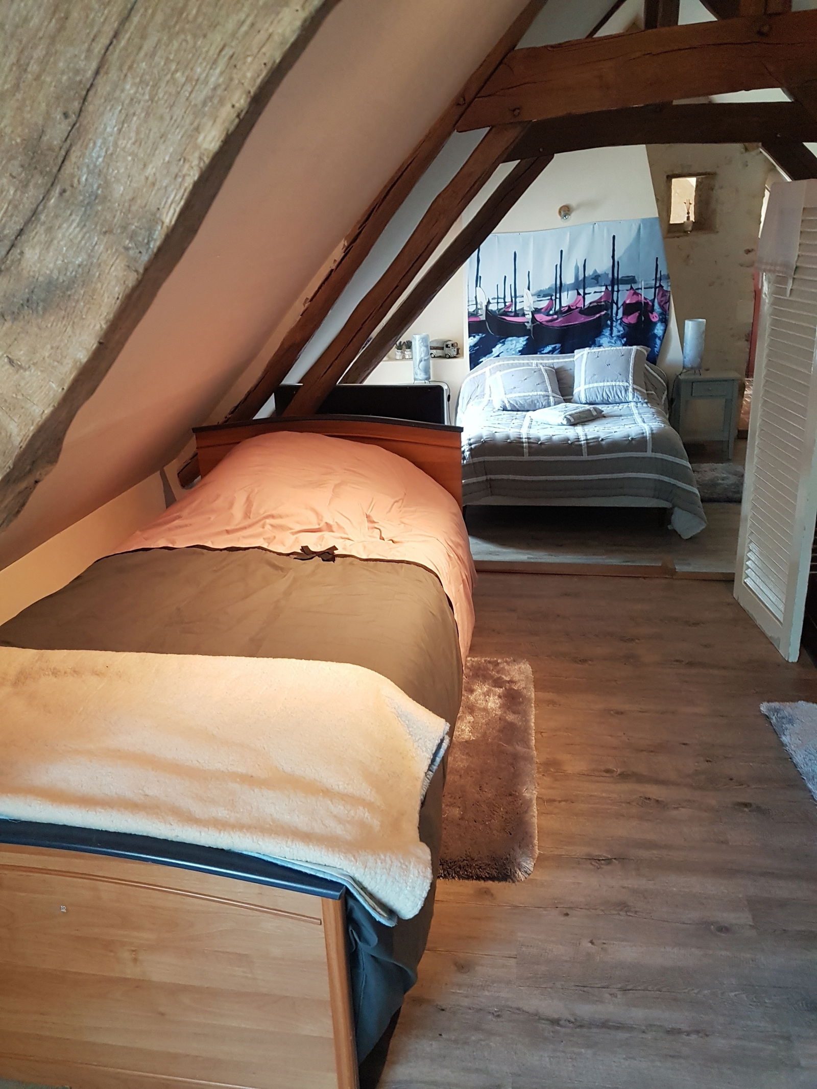 Oberoende Studio Bellou-le-Trichard 95813