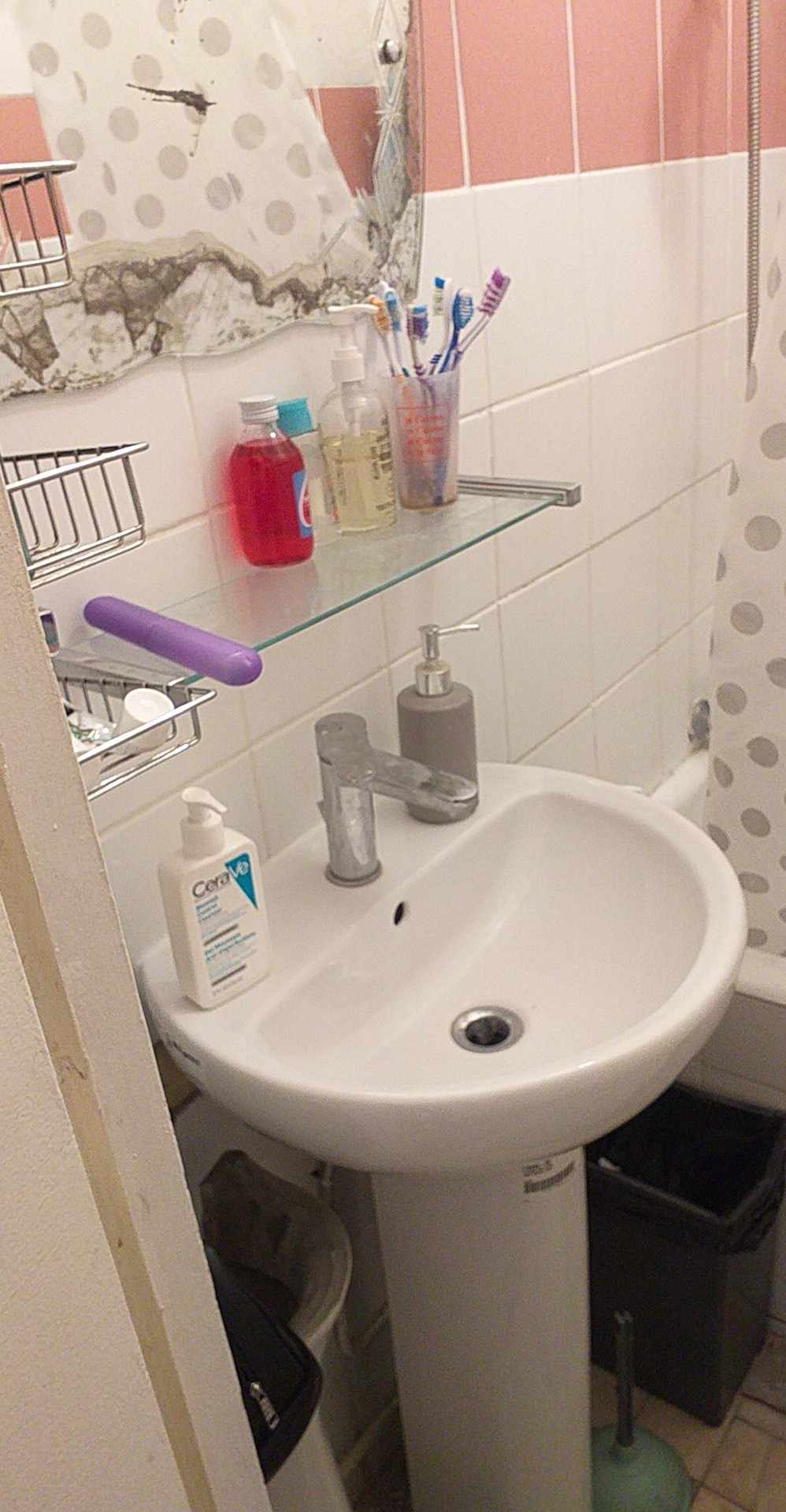 Homestay Paris 676212