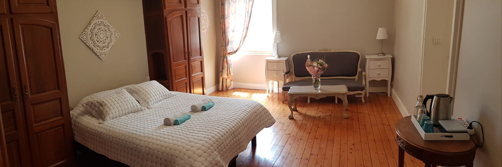 Homestay Janneyrias 677057