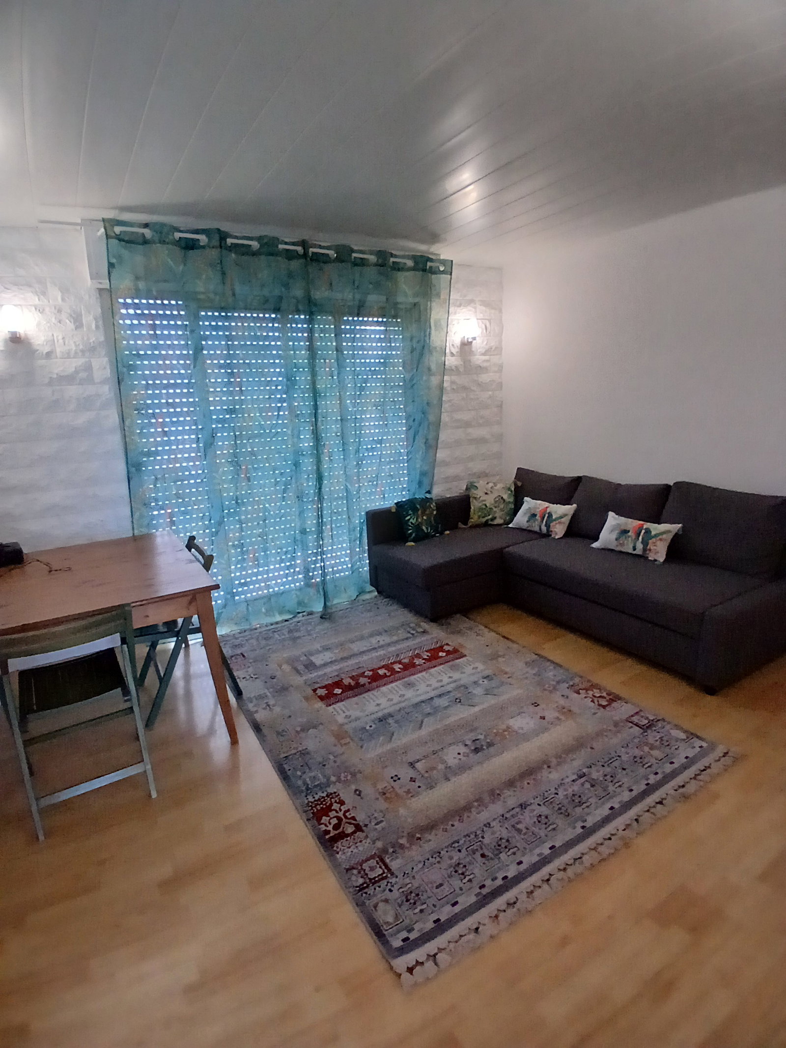 Delat Boende Mulhouse 670253