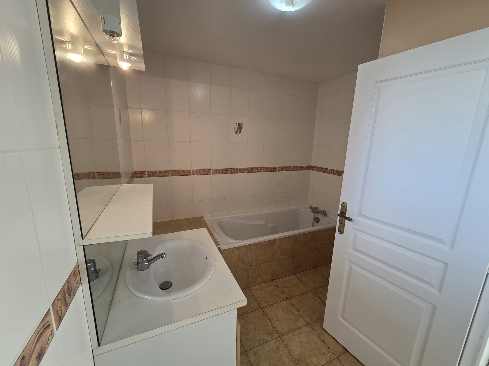 Hemvistelse Guichen 660650