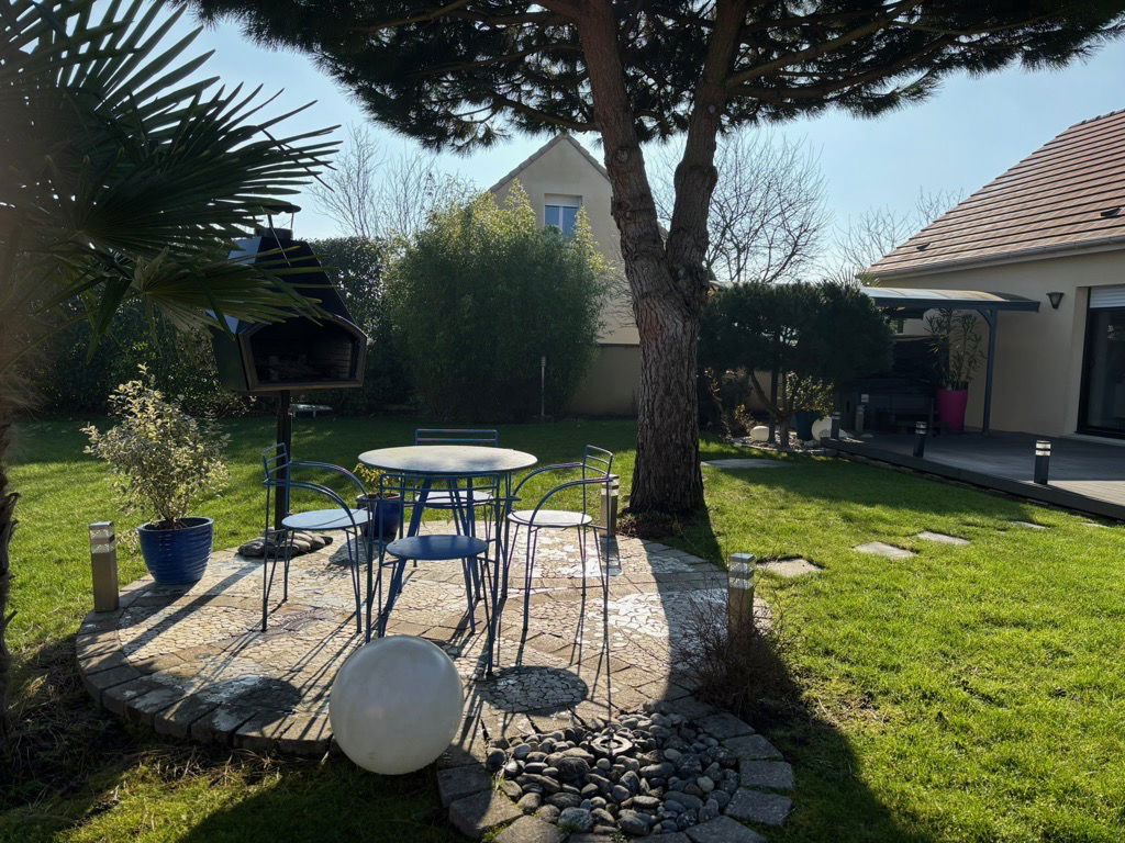 Hemvistelse Thivars 478180
