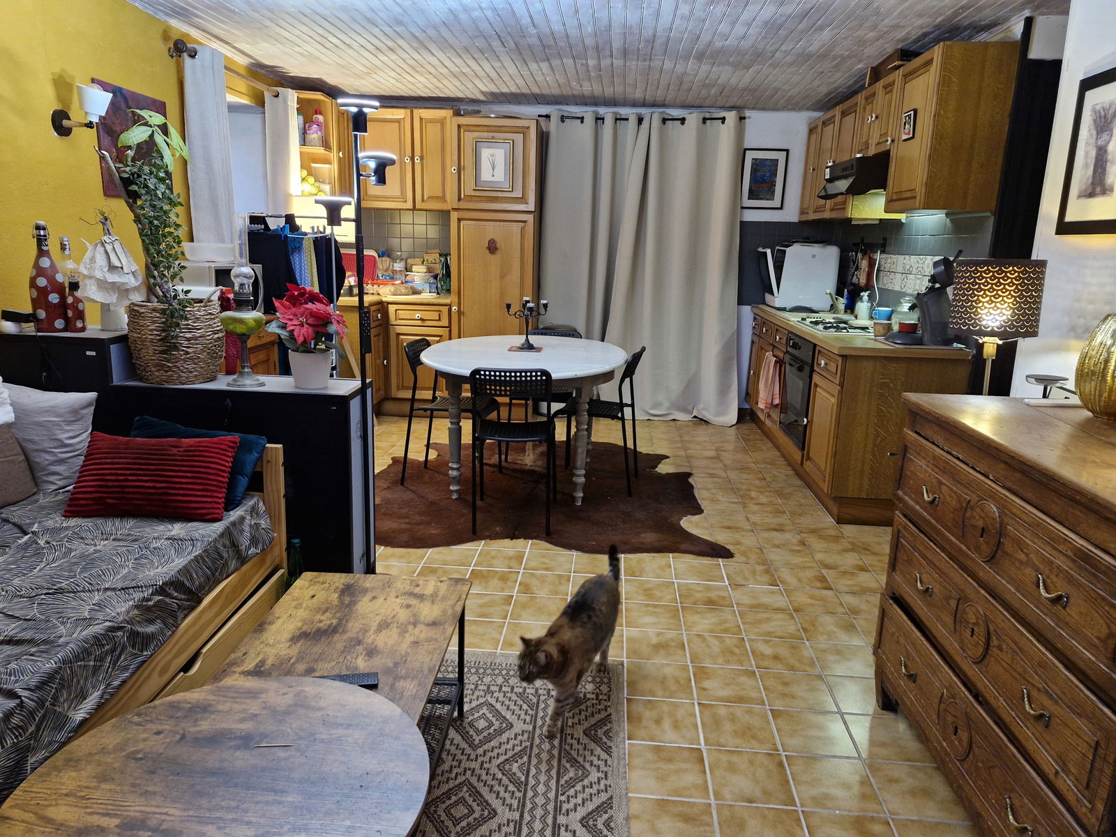 Gastgezin Saint-Julien-d'Intres 659944