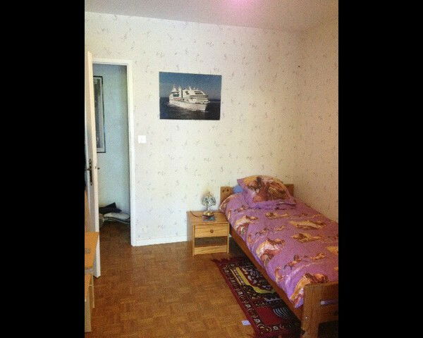 Gastgezin Villefontaine 53642