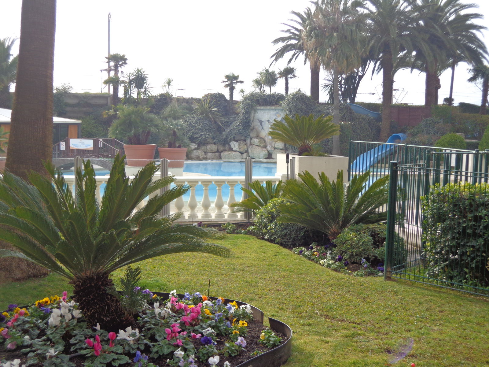 Oberoende Studio Cannes 102697