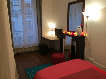 Roomlala | Rymligt möblerat rum