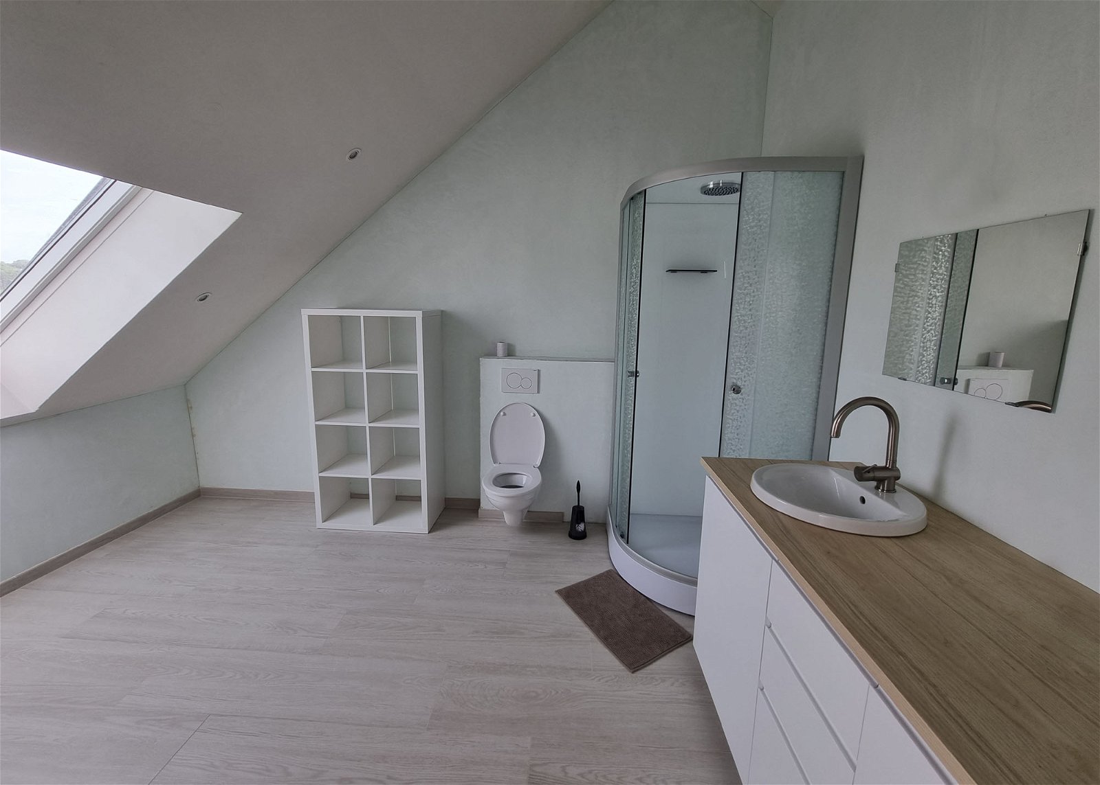 Independent Studio Arlon 258153