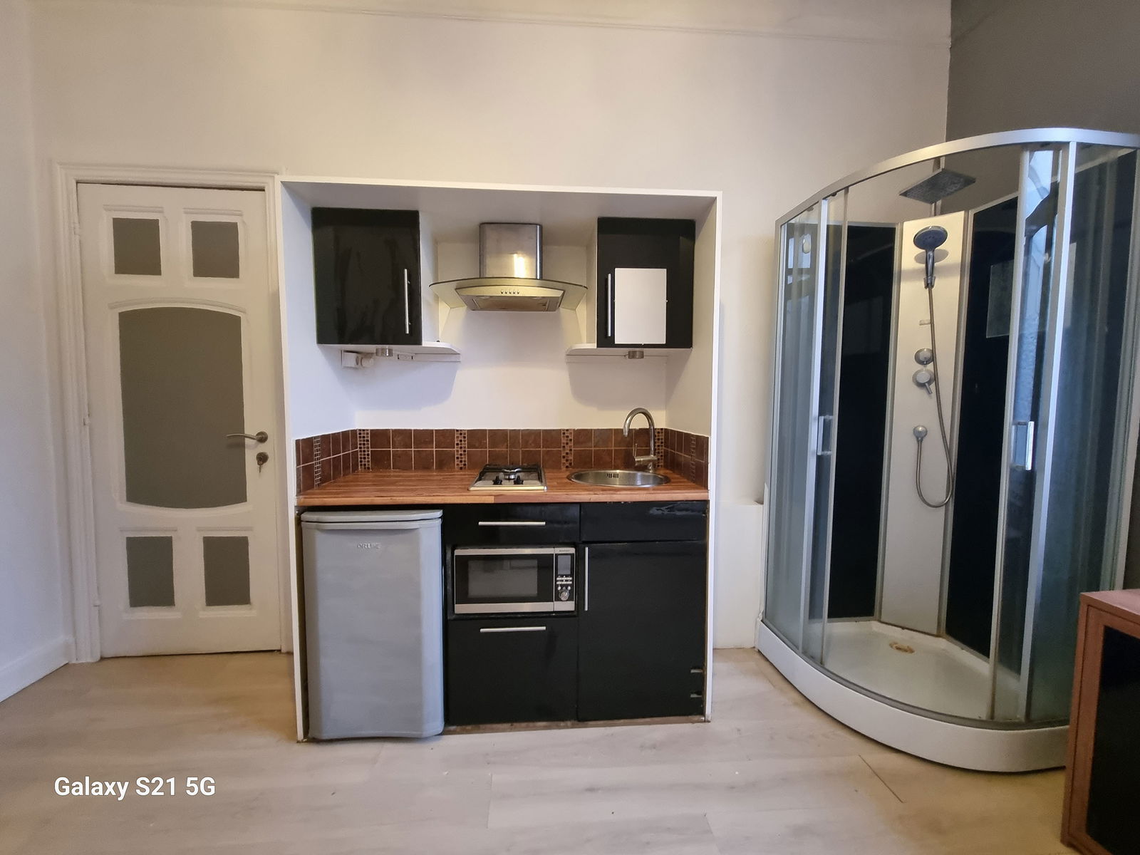 Onofhängeg Studio Arlon 305923