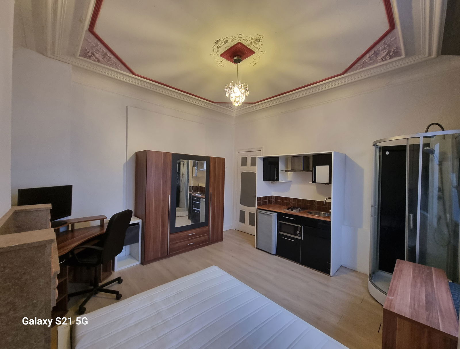 Onofhängeg Studio Arlon 305923
