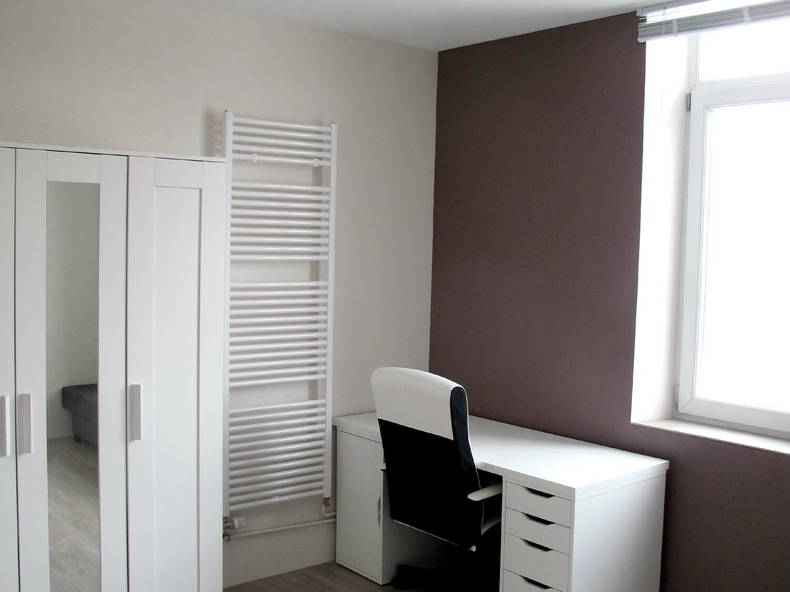 Entire Home Arlon 218321-4