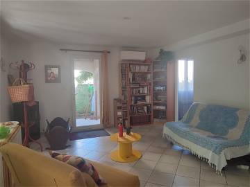 Roomlala | Saamwoon in 'n mooi woonstel met tuin