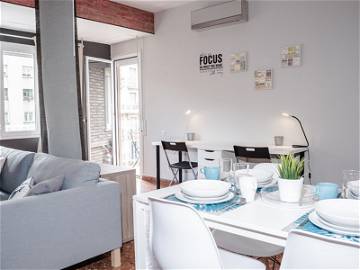 Homestay Barcelona 200315-7