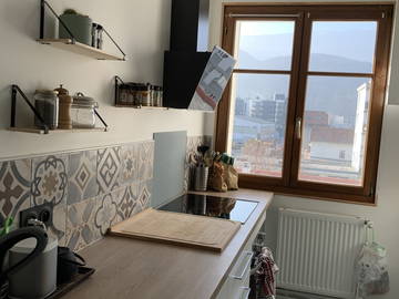 Roomlala | Sala Chat'lheureuse na casa do residente