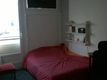 Roomlala | Sala de 10m2 perto da faculdade Beaulieu