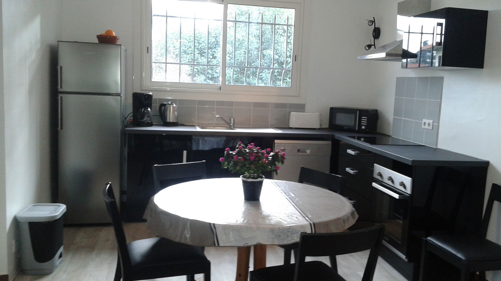 Habitaciones De Huéspedes Nîmes 43022