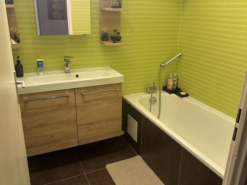 Hjemmeophold Courbevoie 657579-4