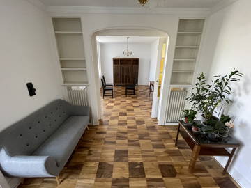 Roomlala | Samodzielny dom z 4 umeblowanymi sypialniami