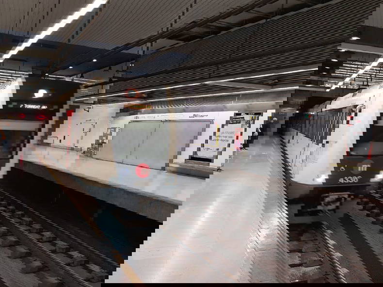 Quedarse En Casa Torrent 337947-2