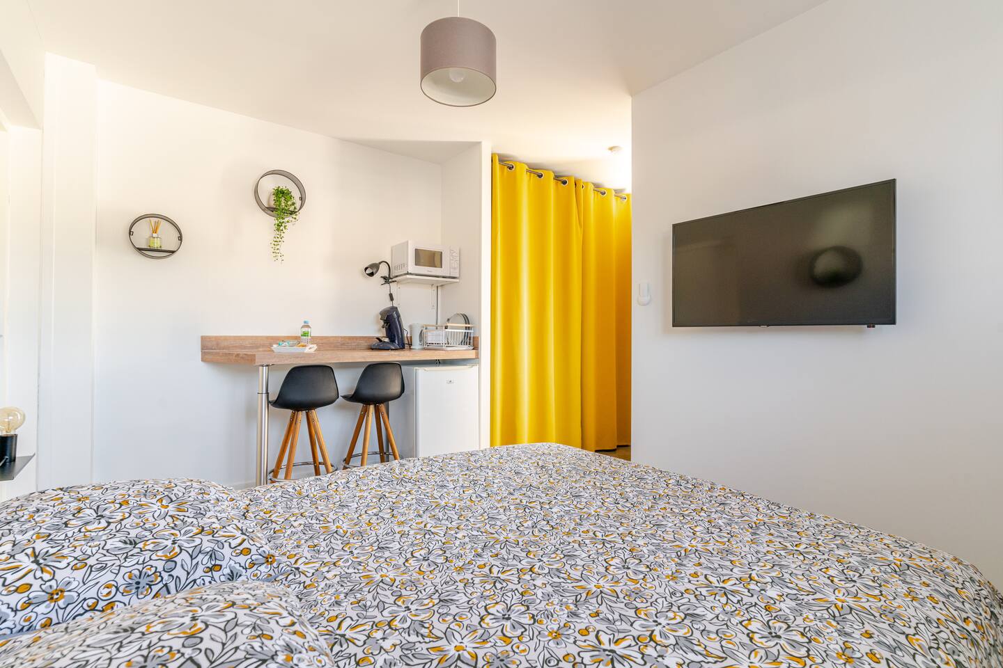 Homestay Saint-Pierre-du-Mont 245363