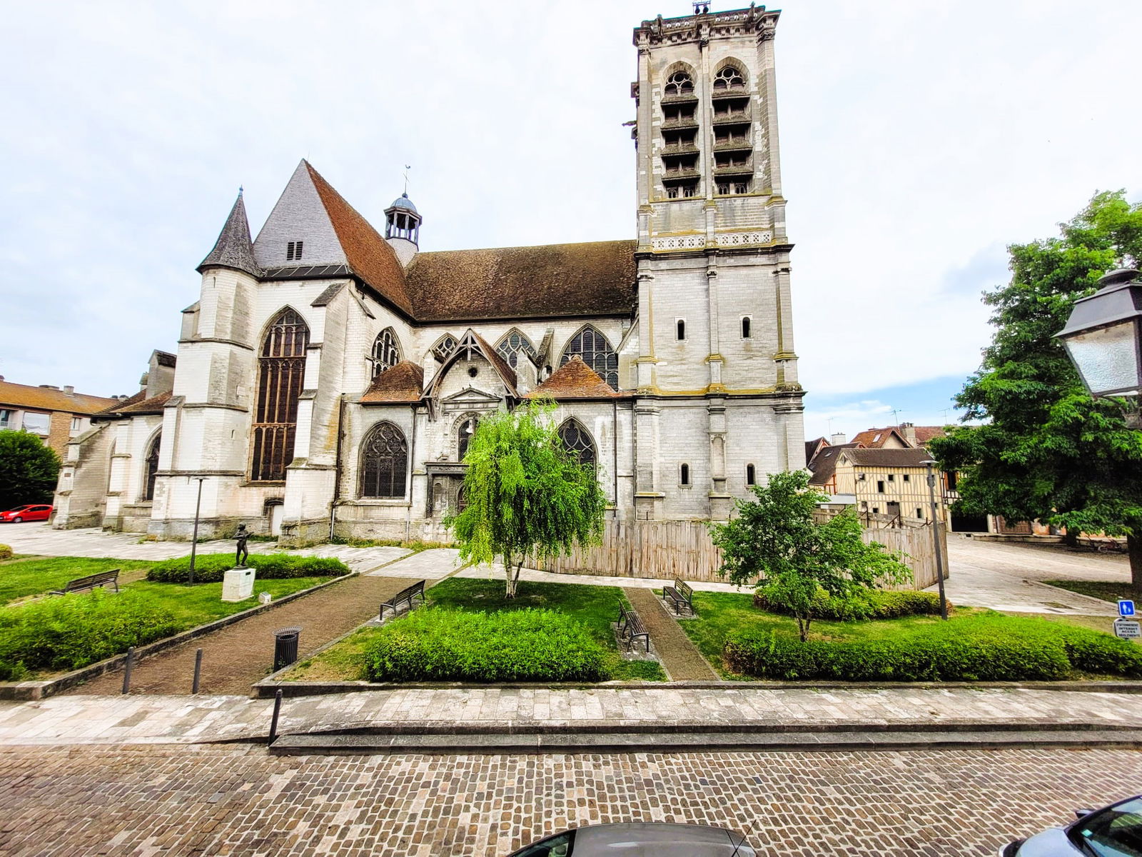 Colocatie Troyes 261029