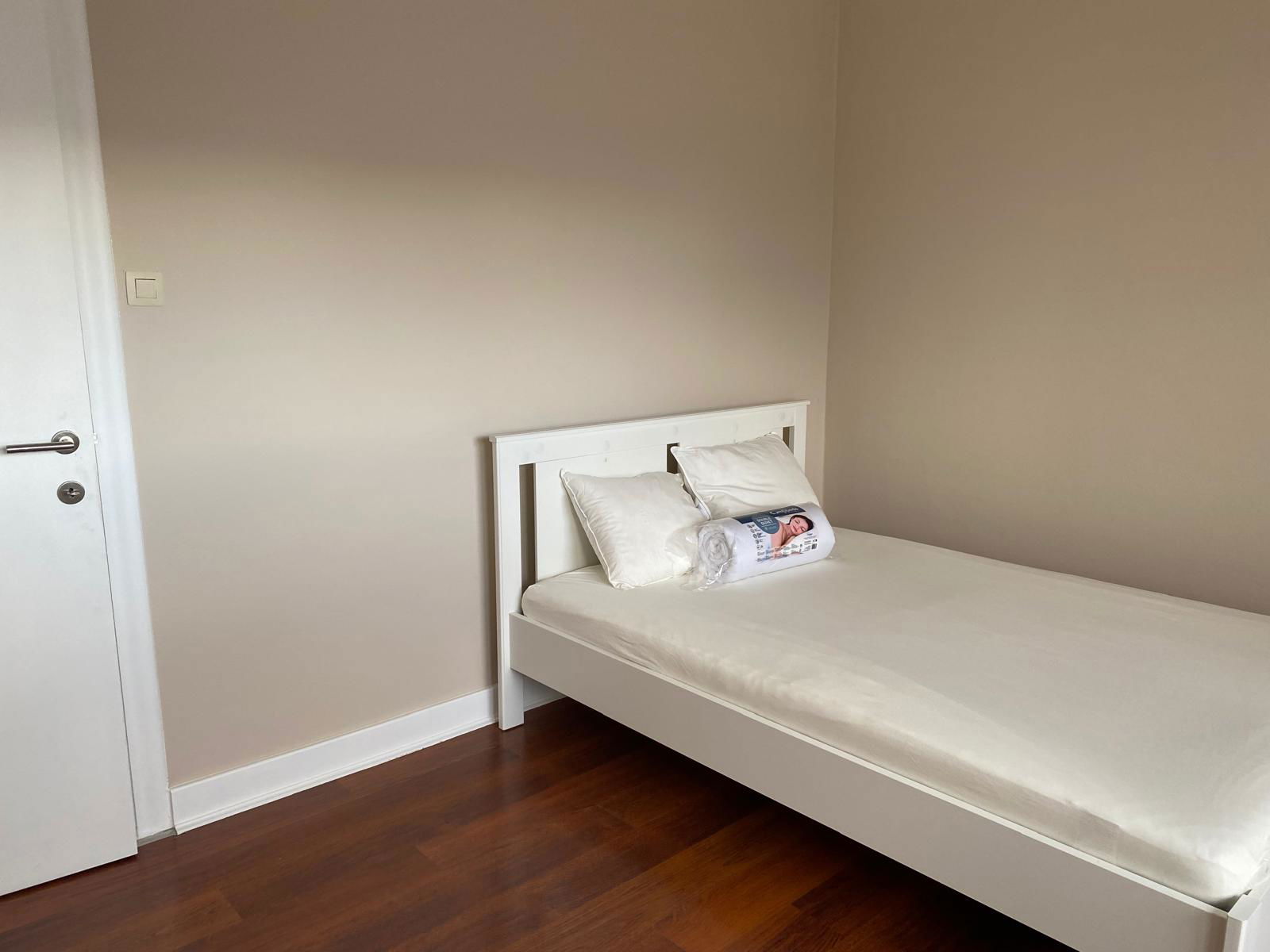 Homestay Charleroi 380029