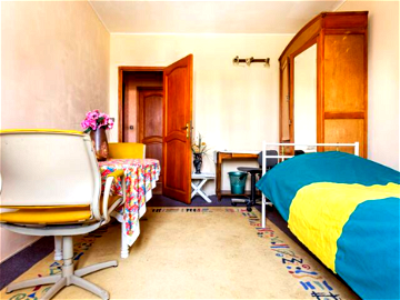 Roomlala | Schönes, helles und warmes, ruhiges Zimmer