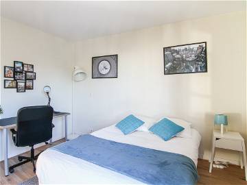 Roomlala | Schönes Helles Zimmer – 13m² – RU19