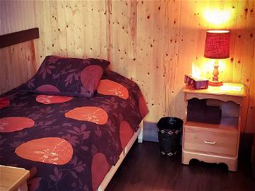 Roomlala | Schönes kleines Schlafzimmer in einem Haus in Lévis