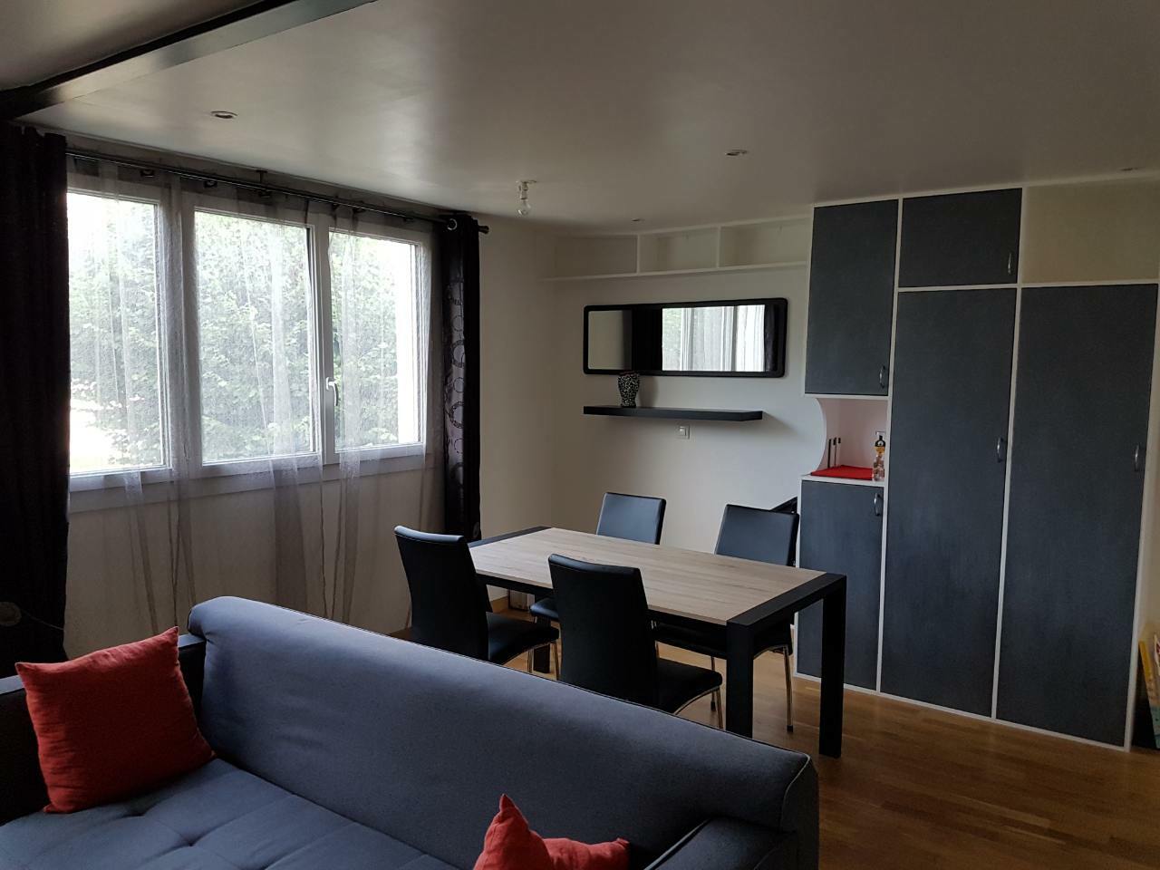 Kolokation Tours 214376