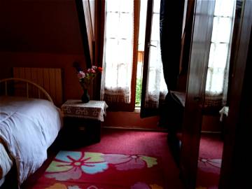 Roomlala | Schönes Ruhiges Zimmer In Der Nähe Von Verkehrsmitteln