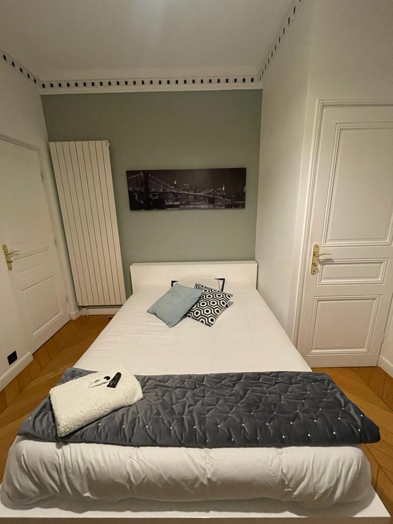 Kolokation Orsay 101360