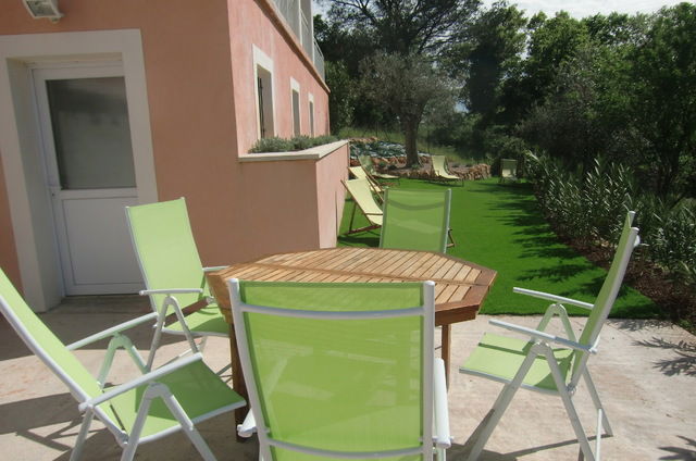 Estudio Independiente Fréjus 47124