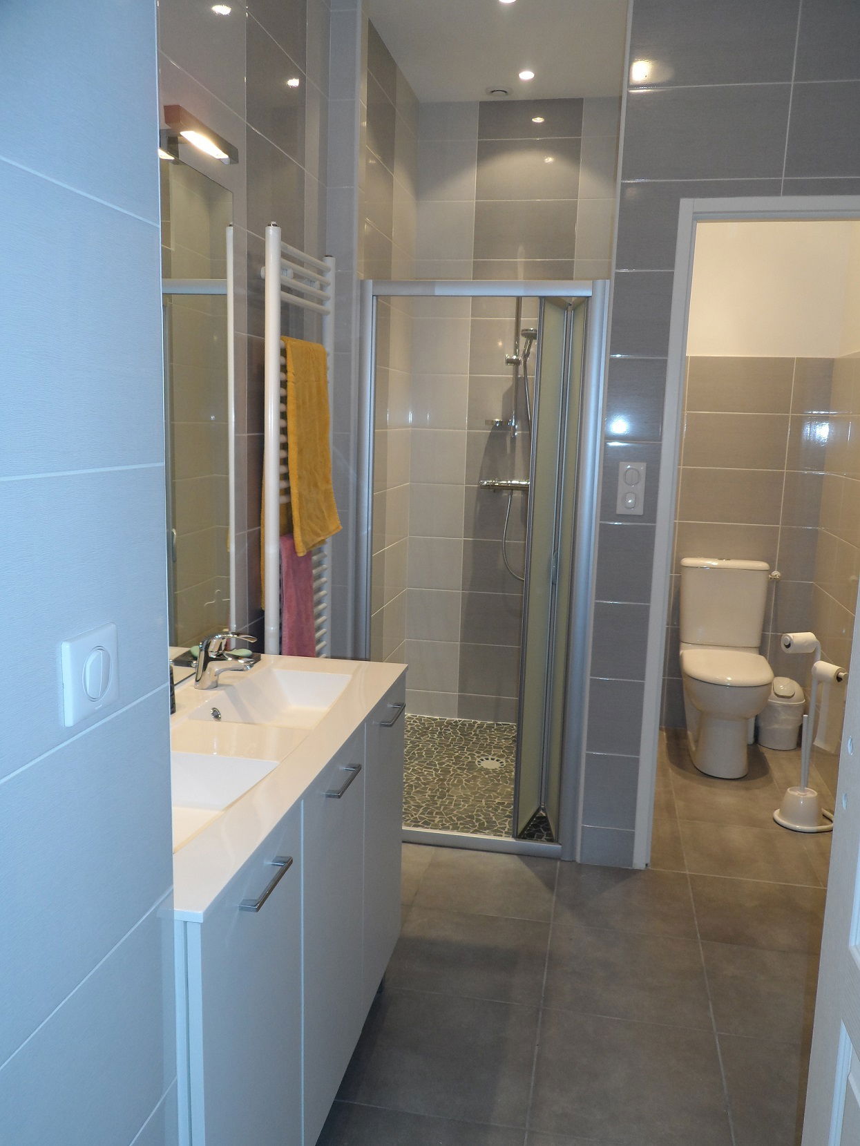 Colocación Vaulx-en-Velin 62492