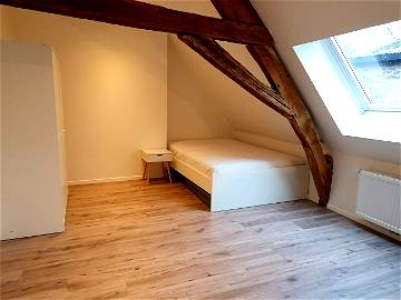 Roomlala | Se alquila habitación de 18 M2 en hermoso piso compartido grande