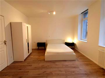 Roomlala | Se alquila habitación de 22 M2 en hermoso piso compartido grande