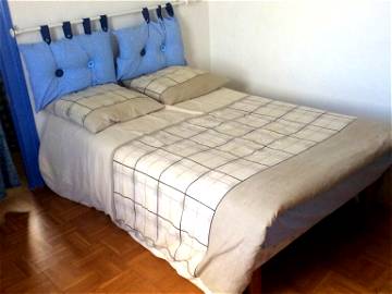 Roomlala | Se Alquila Habitación En Villa Con Entrada Independiente, Bourg E