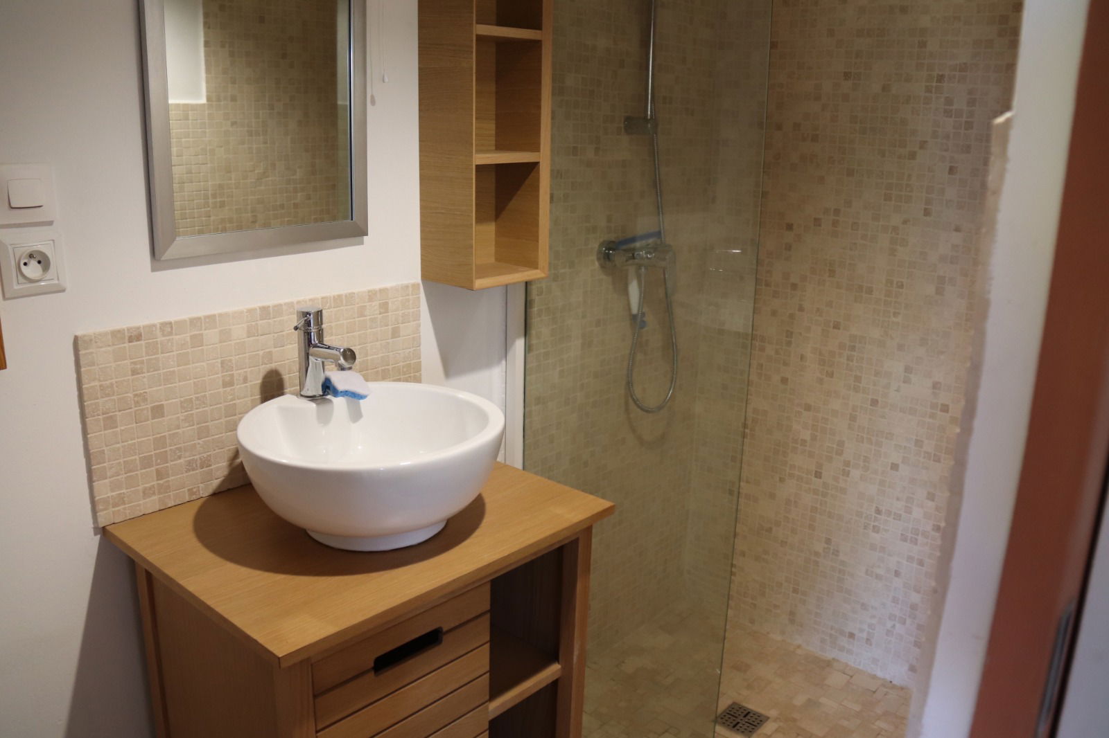 Quedarse En Casa Savignac-sur-Leyze 380007