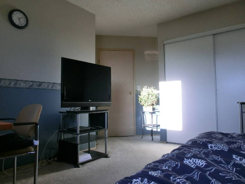 Homestay Calgary 190882-1