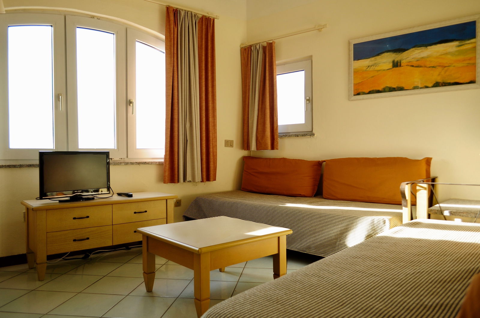 Independent Studio Isola Rossa 157528