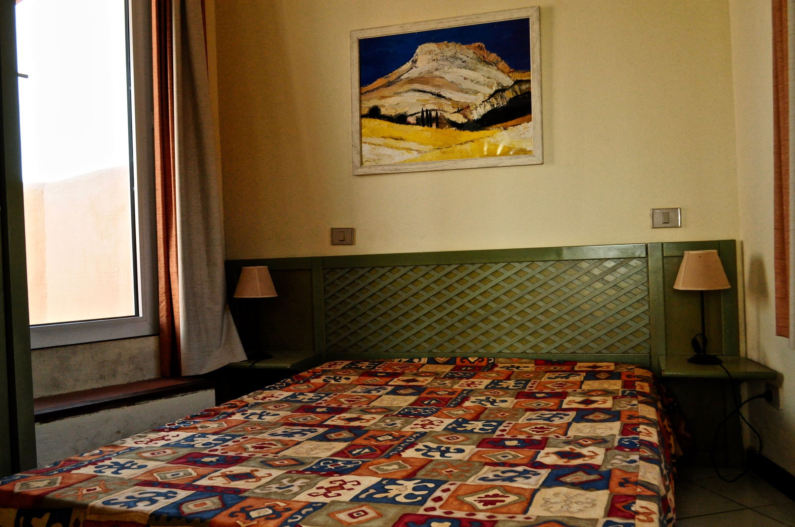 Independent Studio Isola Rossa 157528