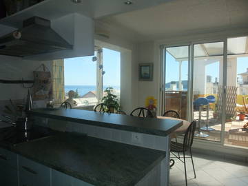 Homestay Toulon 221225-5