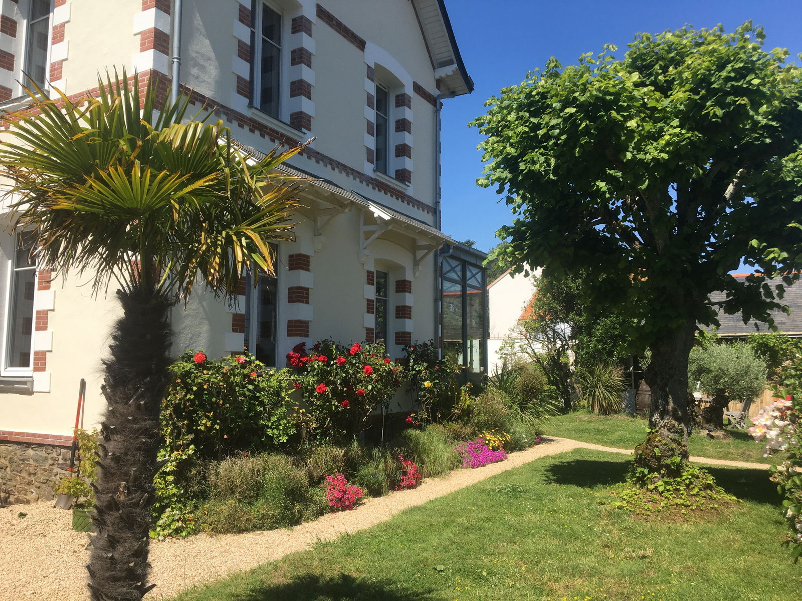 Oberoende Studio Pornic 256440