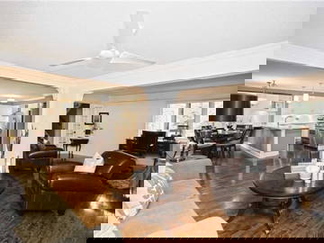 Homestay Mississauga 568192-4