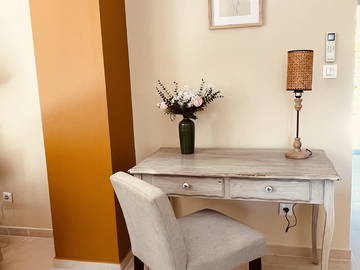 Entire home for rent in Maubec - photo 4 : Other room-4